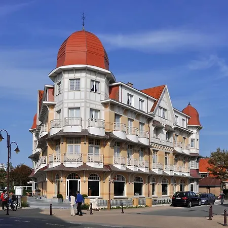 別荘 Vakantiewoning Intermezzo Aan Zee ブレーデネ・アーン・ゼー